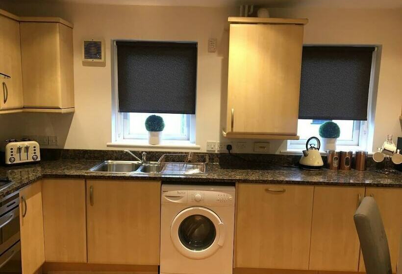 City Centre Townhouse   Perfect For A City Break