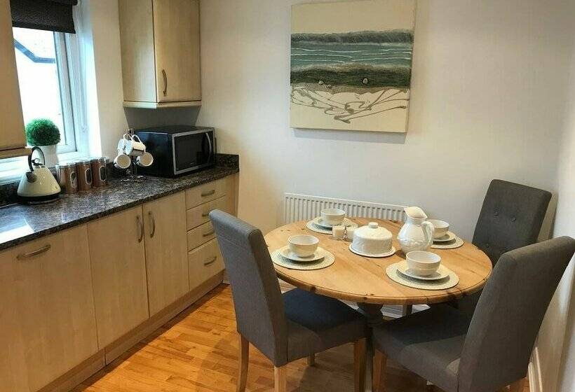 City Centre Townhouse   Perfect For A City Break