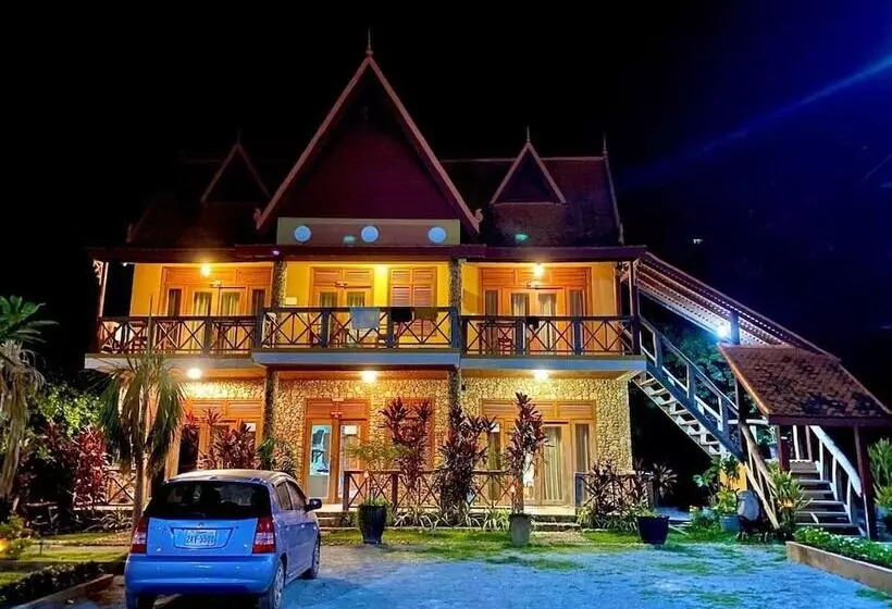 هتل Flower Garden Cabin