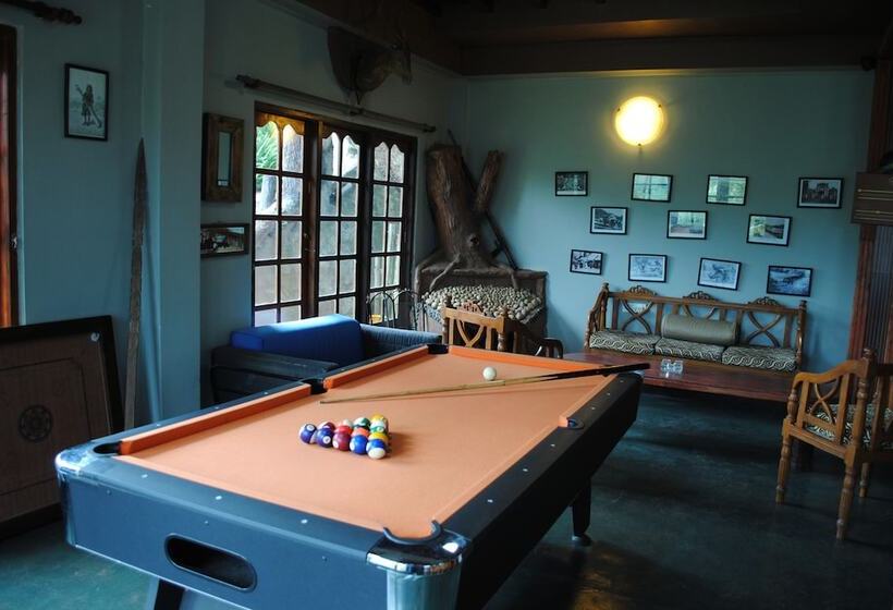 בית מלון כפרי Misty Mountain Villas