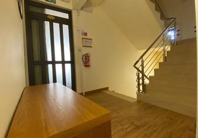 هتل The Monalysa Suites & Residence
