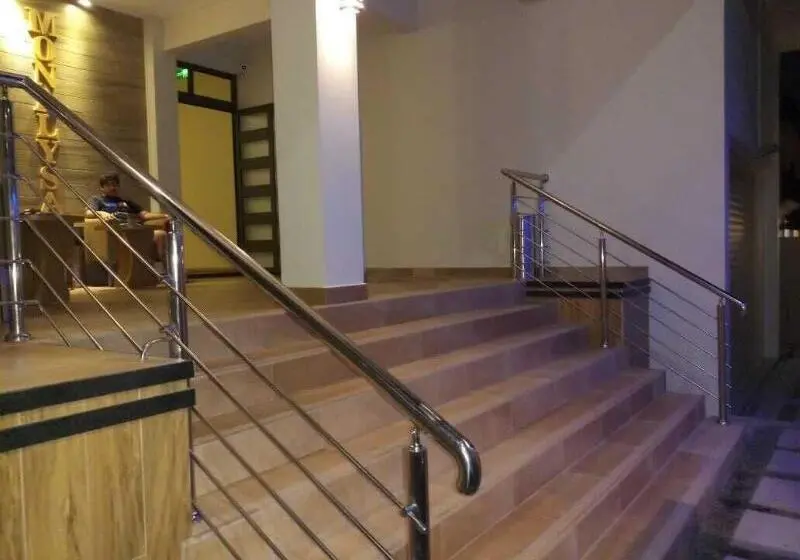 هتل The Monalysa Suites & Residence
