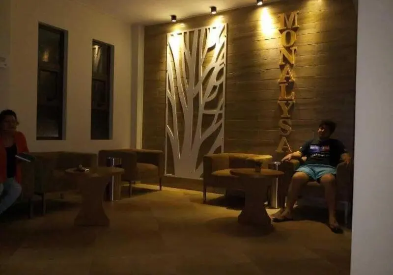 هتل The Monalysa Suites & Residence