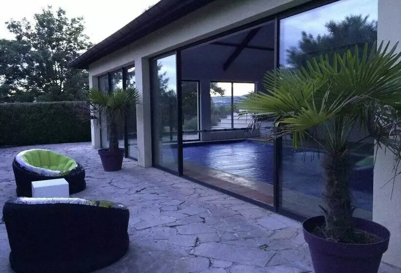 Majatalo La Bourguignotte