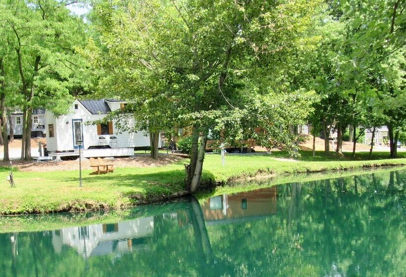 리조트 Tiny Estates Tiny Homes