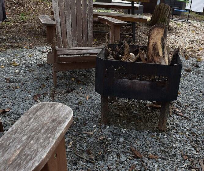 리조트 Tiny Estates Tiny Homes