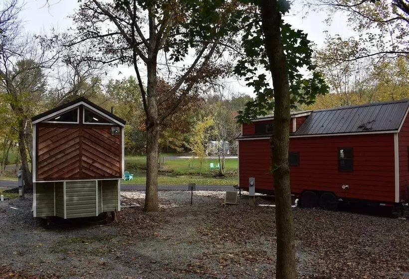 リゾートホテル Tiny Estates Tiny Homes