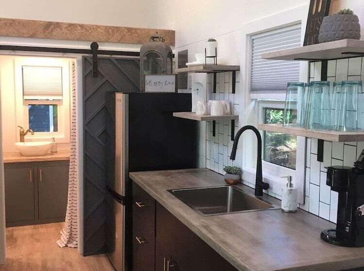 리조트 Tiny Estates Tiny Homes