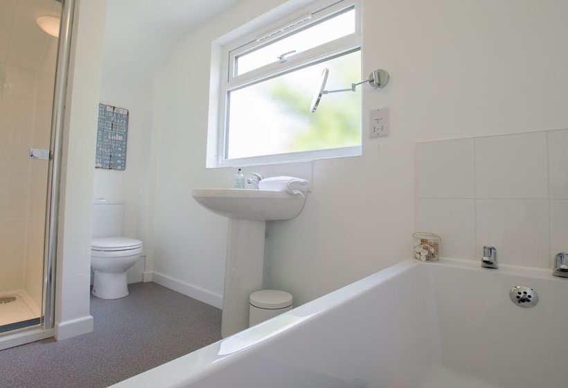 Rooftops Braunton 4 Bed Sleeps 8 Beautiful Views