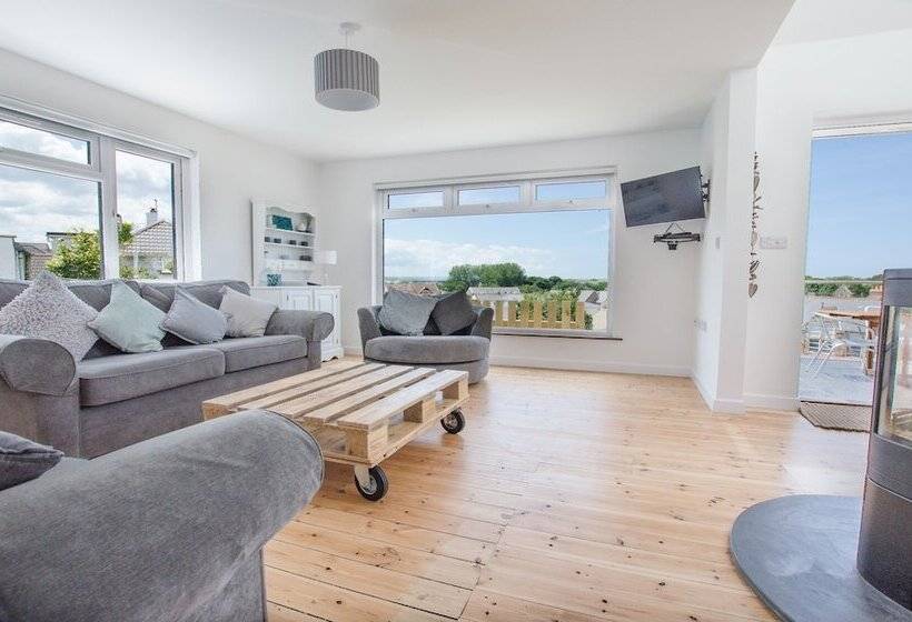 Rooftops Braunton 4 Bed Sleeps 8 Beautiful Views