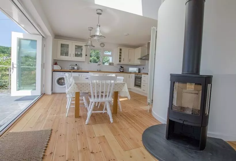 Rooftops Braunton 4 Bed Sleeps 8 Beautiful Views