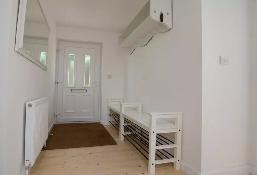 Rooftops Braunton 4 Bed Sleeps 8 Beautiful Views