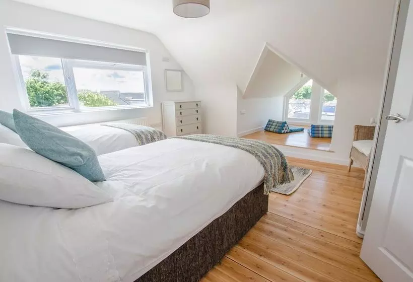 Rooftops Braunton 4 Bed Sleeps 8 Beautiful Views