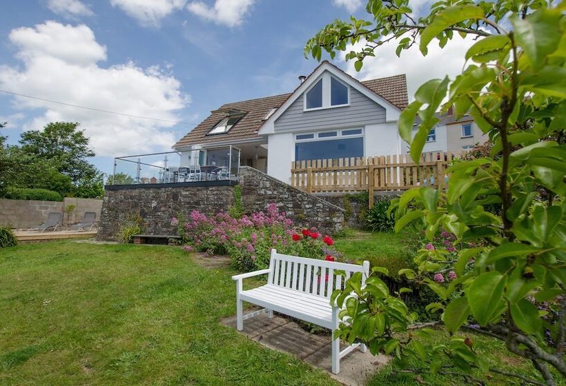 Rooftops Braunton 4 Bed Sleeps 8 Beautiful Views