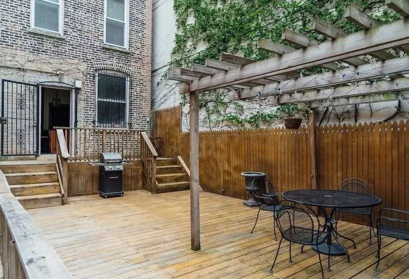 Safe Spacious Mansion Indowntown
