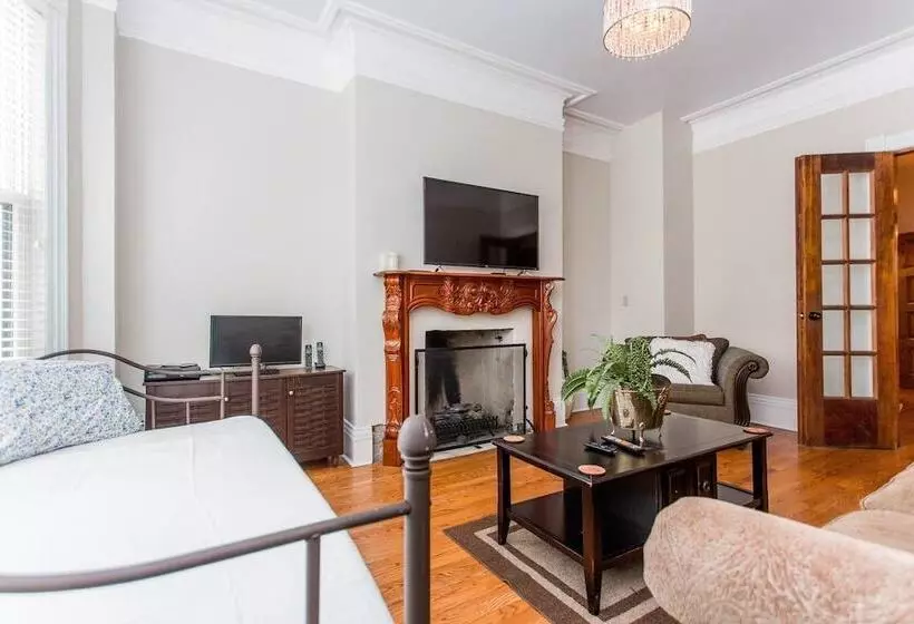 Safe Spacious Mansion Indowntown