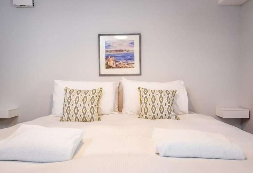 The Garden House Free Parking Central