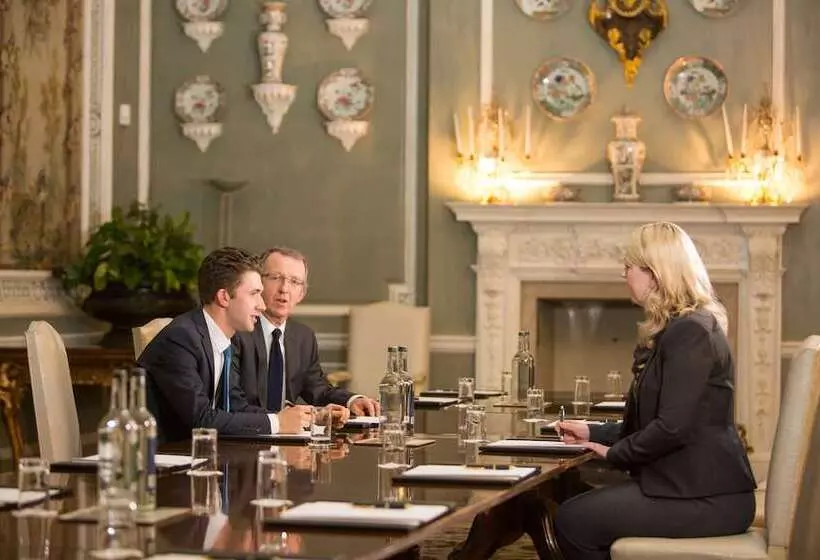 تختخواب و صبحانه Leeds Castle Maiden S Tower