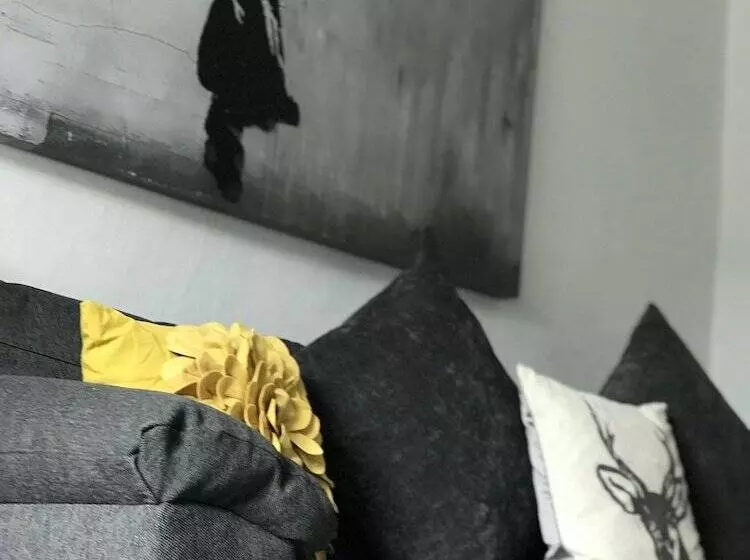 Aamiaismajoitus (B&B) Old School House