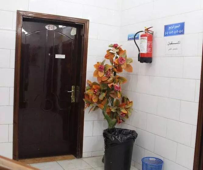 Hotelli Al Eairy Furnished Apartments Al Baha 1