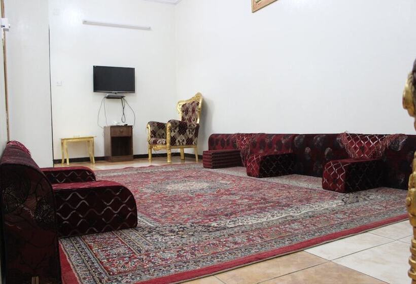 هتل Al Eairy Furnished Apartments Al Baha 1