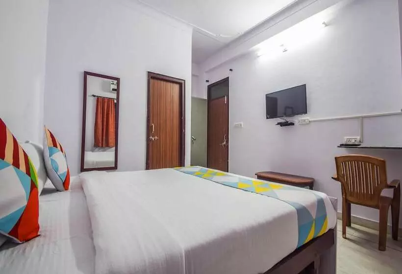 ホテル Atithi Paying Guest House By Oyo Rooms