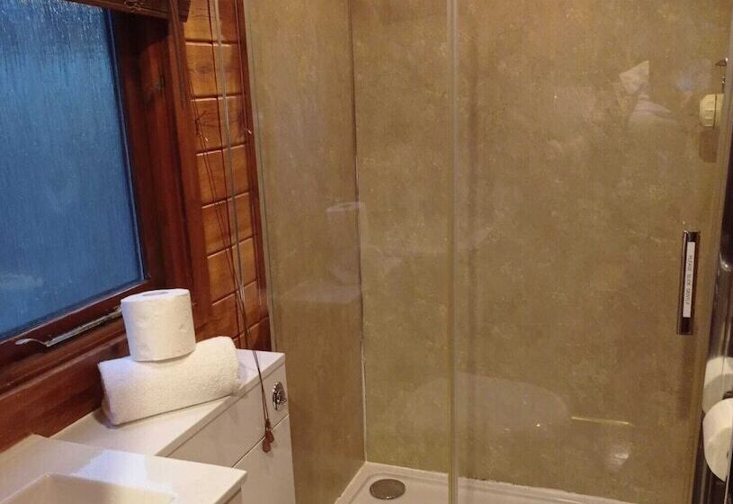 Lurchers Cabin Aviemore