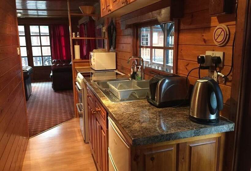 Lurchers Cabin Aviemore