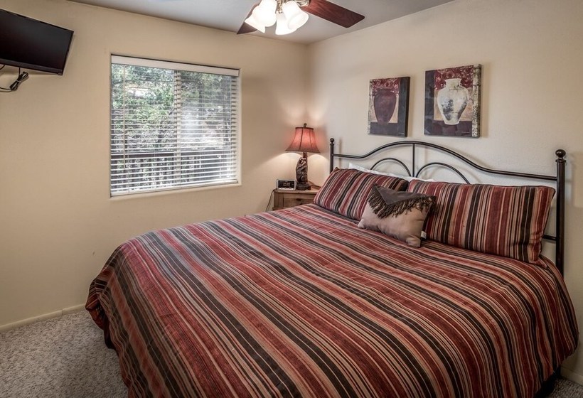 New Mexico Mountain Pines Cabin Three Bedroom Cabin