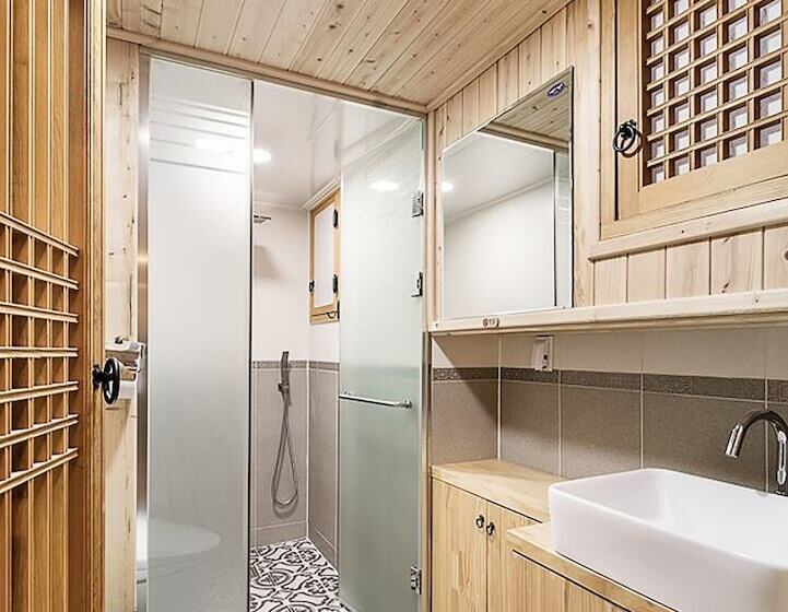 פנסיון Ihwa Hanok