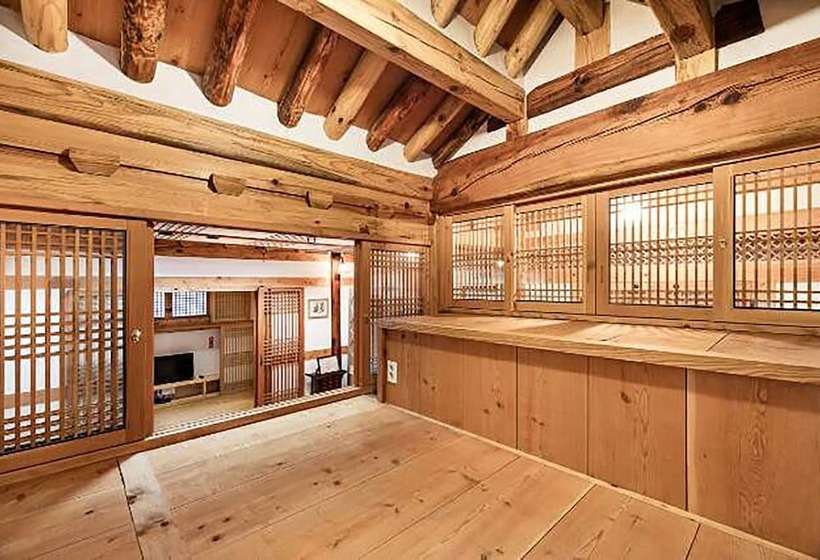 פנסיון Ihwa Hanok