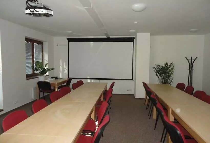 Majatalo Penzion Dominik