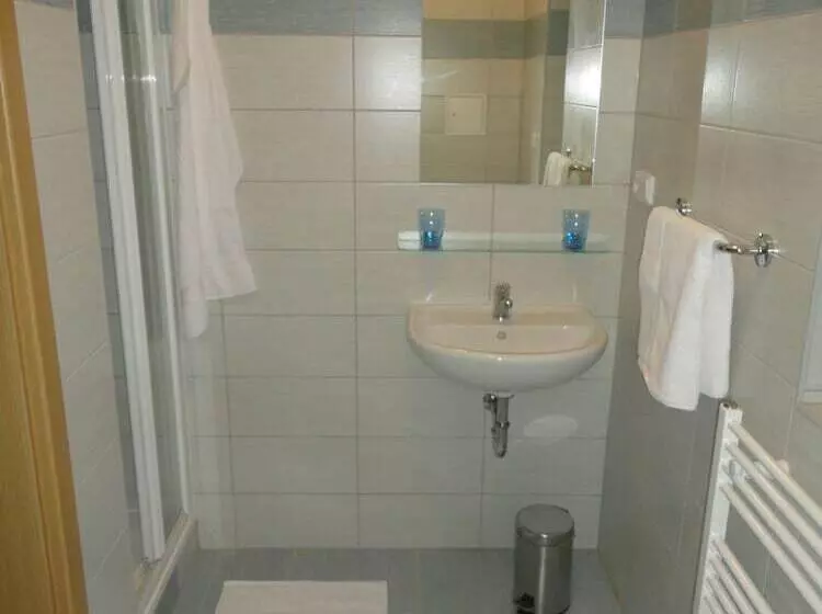 Majatalo Penzion Dominik