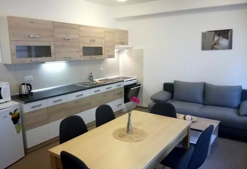 Majatalo Penzion Dominik