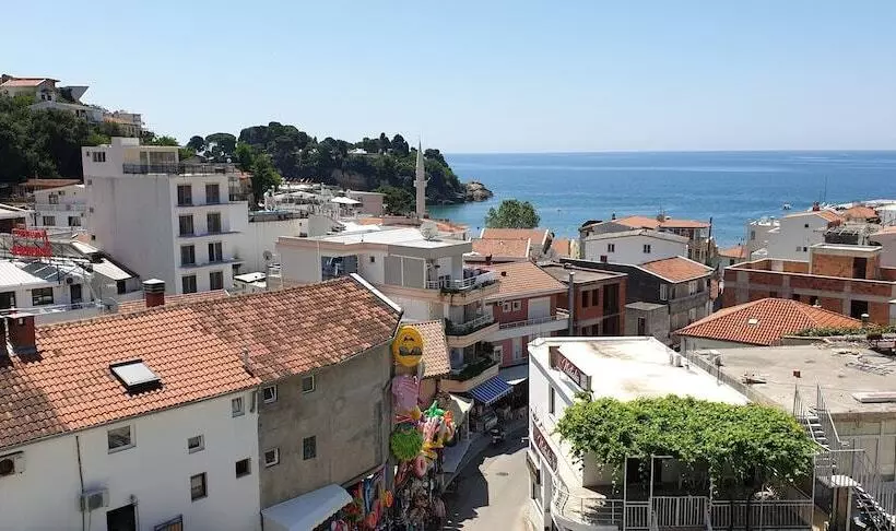 پانسیون Prag Apartments & Rooms