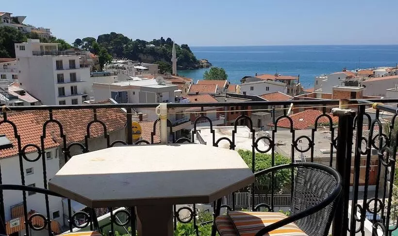 پانسیون Prag Apartments & Rooms