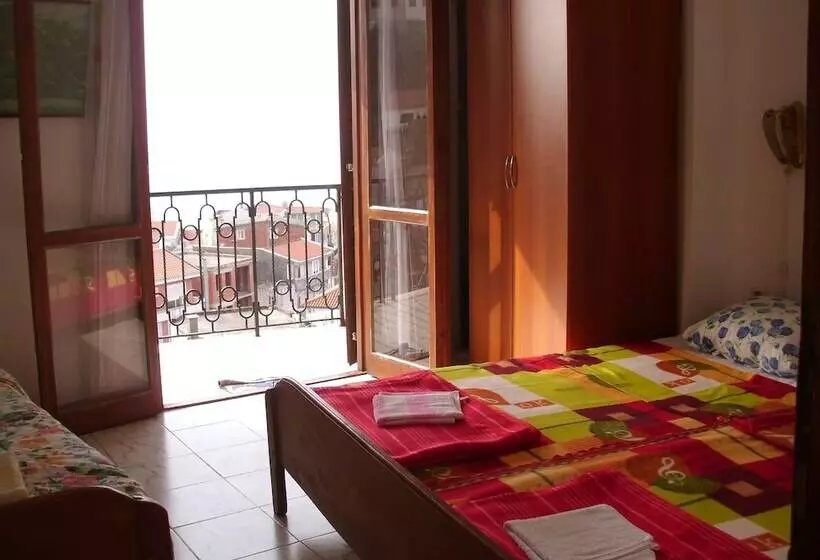 پانسیون Prag Apartments & Rooms