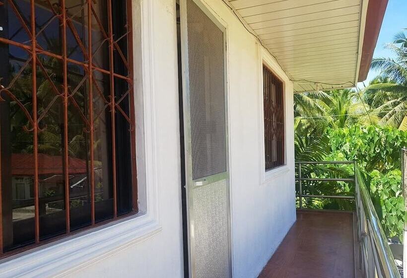 پانسیون Yayay Villa