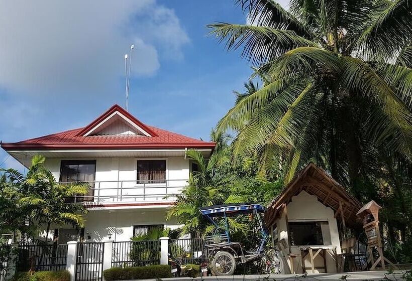 پانسیون Yayay Villa