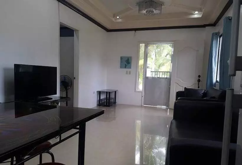 پانسیون Yayay Villa
