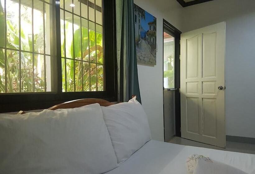 پانسیون Yayay Villa