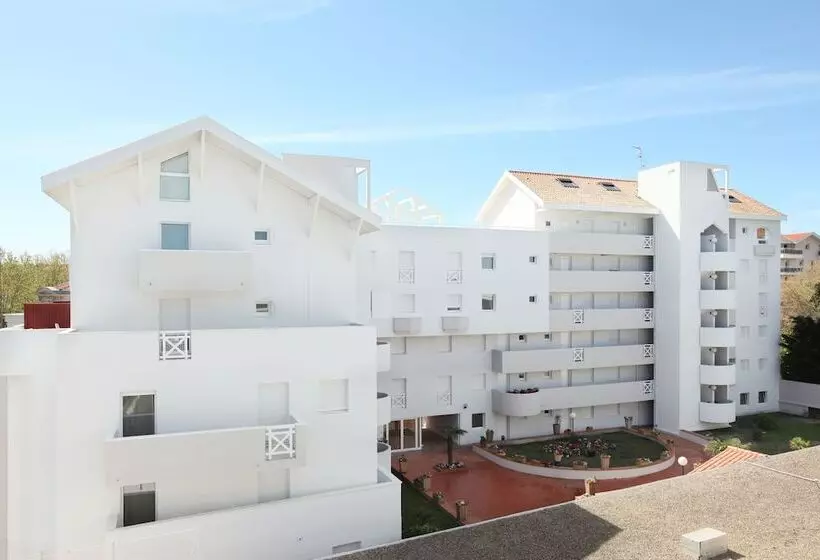 リゾートホテル Vvf Résidence Arcachon