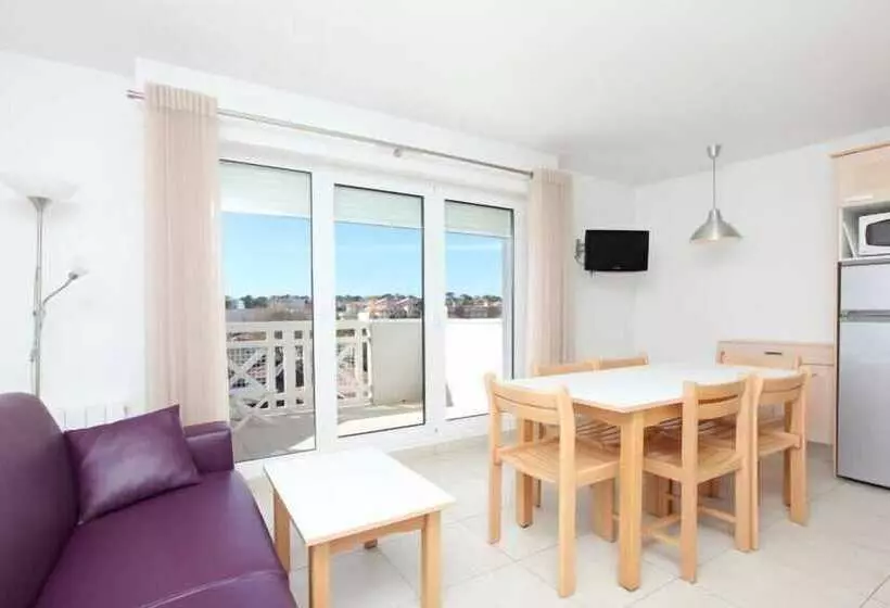 リゾートホテル Vvf Résidence Arcachon