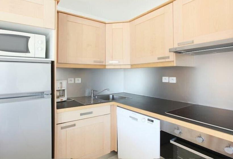 استراحتگاه Vvf Résidence Arcachon