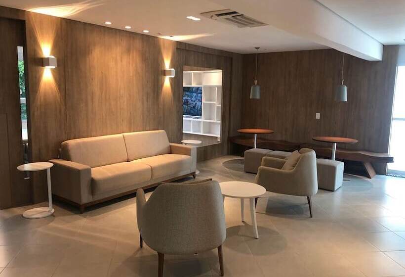 Starlis Home   Versátil