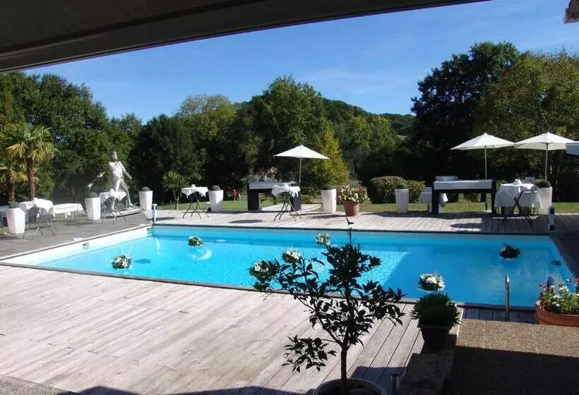 Brit Hotel Du Golf Le Lodge