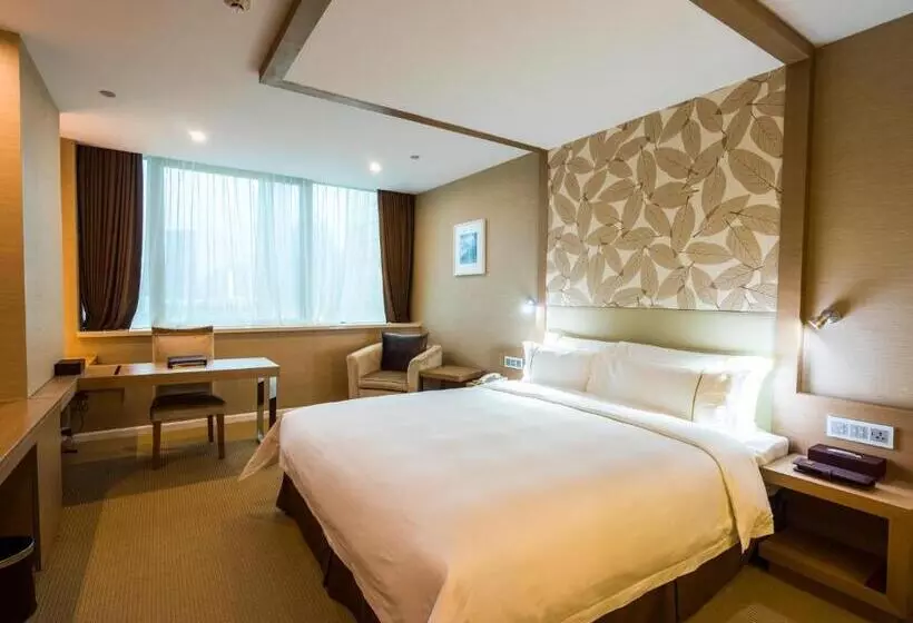 China Mayors Plaza Free Shuttle Between Hotel And Exhibition Center & Exhibitor Registration Count