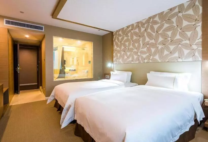 China Mayors Plaza Free Shuttle Between Hotel And Exhibition Center & Exhibitor Registration Count