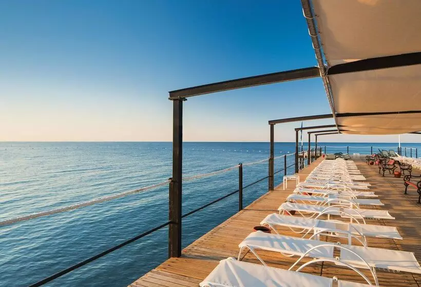 Resort Paloma Sencia