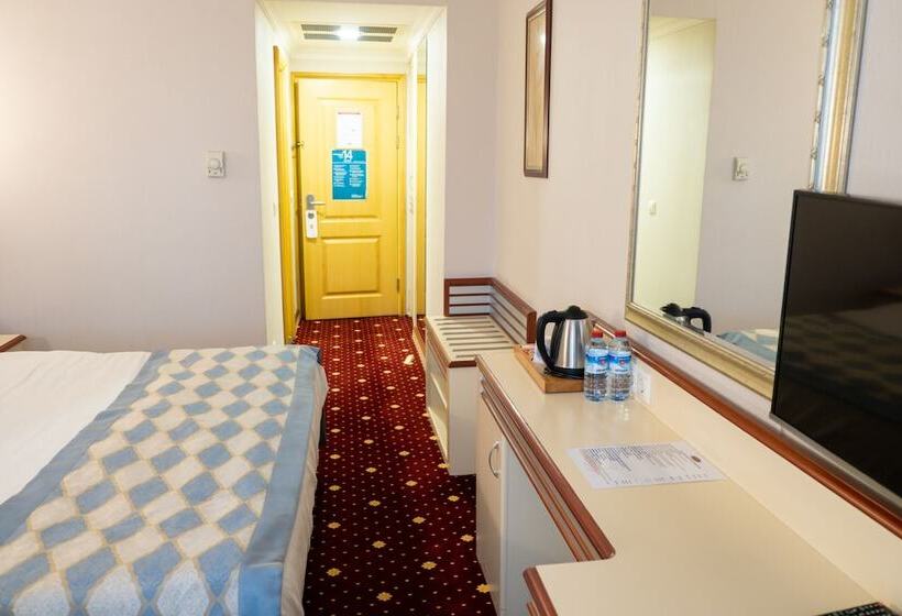 هتل Akar International